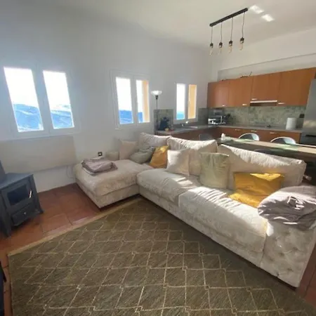 - Telesilla I Apartament *