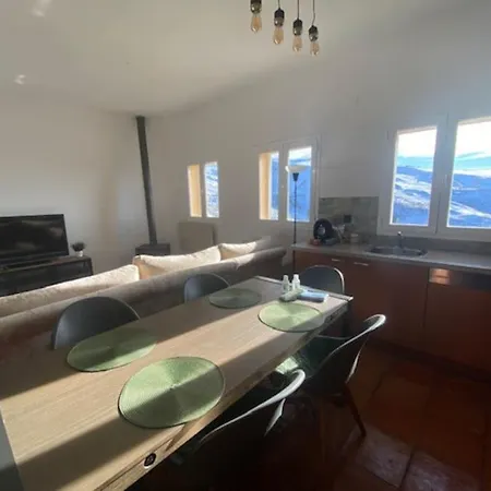 - Telesilla I Lejlighed