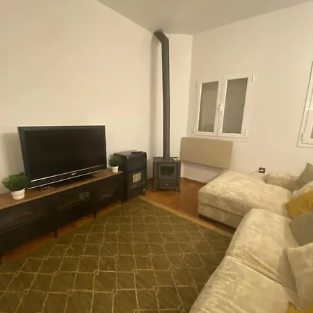 - Telesilla I